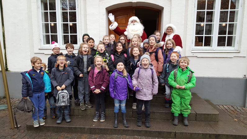 Juleforestilling i Egnsteateret og et møde med julemanden